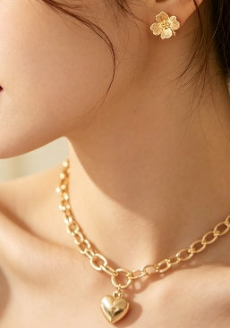 Gold Flower Stud & Heart Pendant Necklace Set